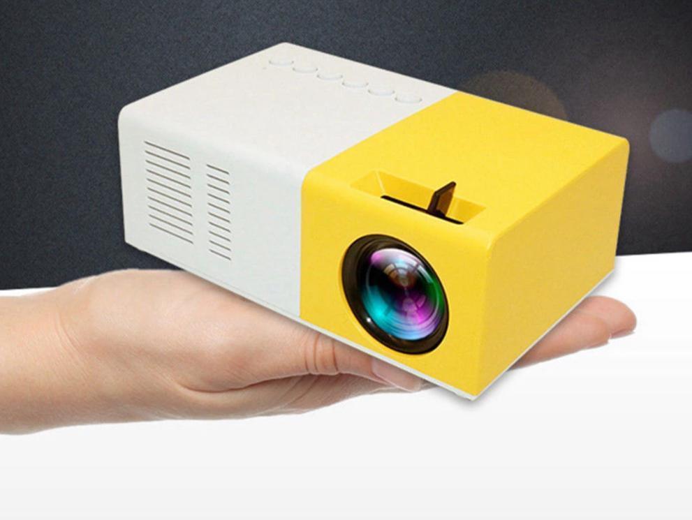 Ultra HD Mini Projector - Stunning Clarity for Home Entertainment