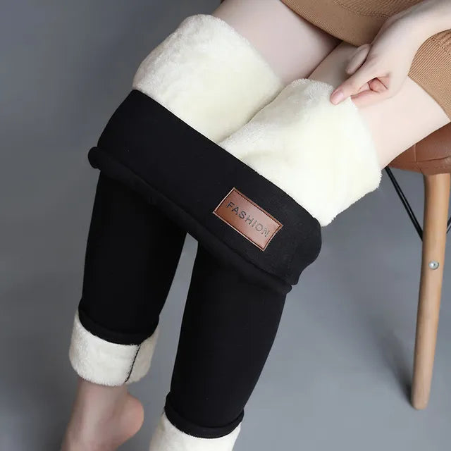 Fleece Lined Winter Thermal Leggings with Pockets - Stay Warm and Functional