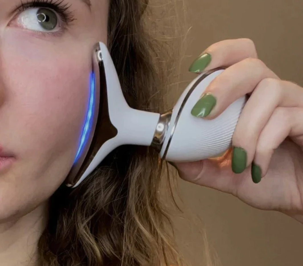 Pure Aura Micro Glow Massager – Radiant & Youthful Skin