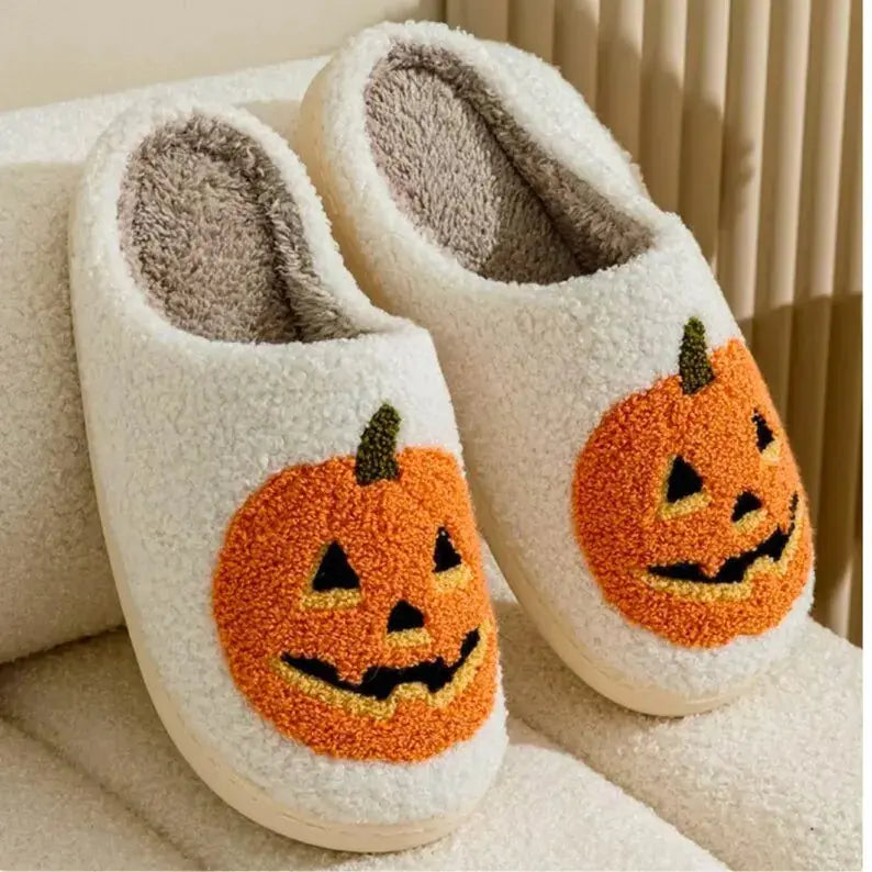 Jack O'Lantern Halloween Slippers - Spooky Festive Indoor Footwear