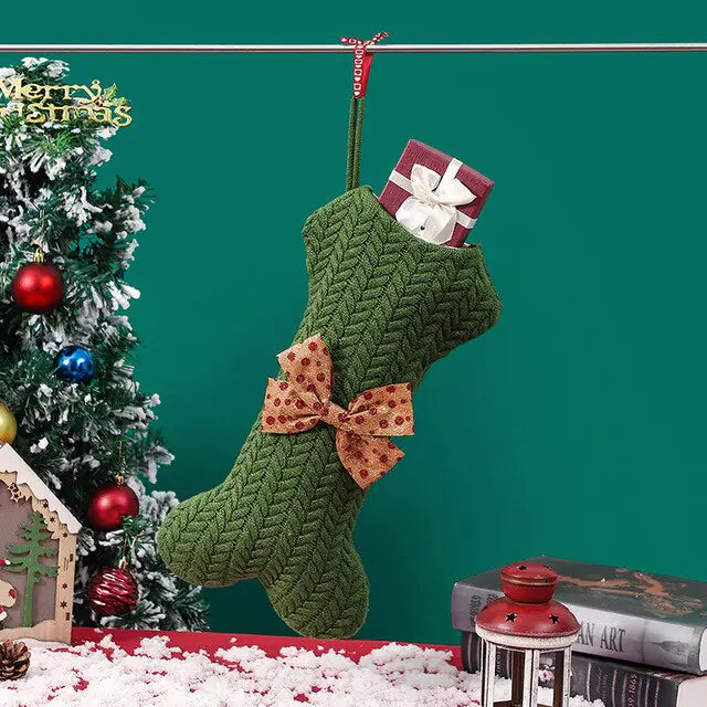 Christmas Pet Stockings Festive Design for Dogs and Cats with Personalized Fillings