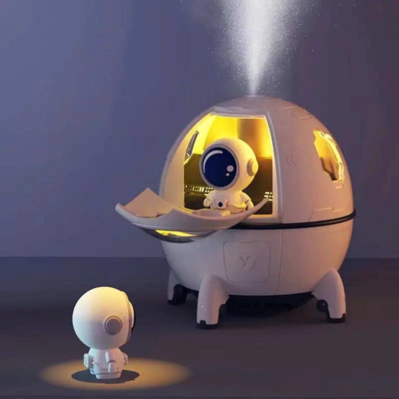 Space Capsule Humidifier-USB Type | Sleek & Efficient Air Refreshment