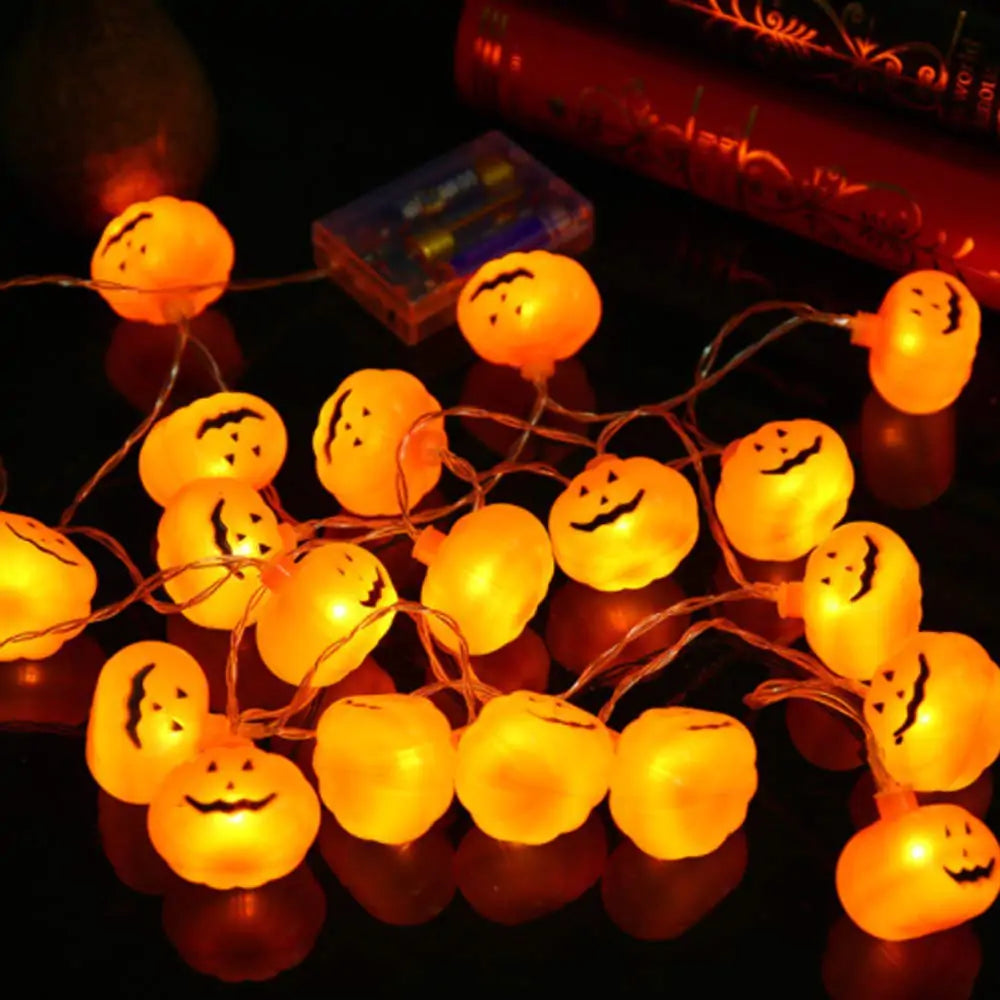 LED Halloween Light String – Spooky Skeletons, Pumpkins, Bats & More