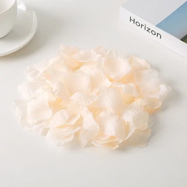 1,000 Fake Rose Petals – Perfect DIY Valentine’s Day & Party Decorations