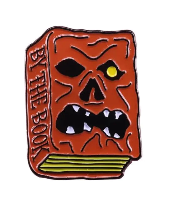 Horror Movie Theme Badges - Spooky Fashion Pins for Horror Fans