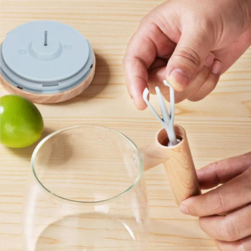 Self-Stirring Coffee Mug – Effortless Mixing for Drinks and More