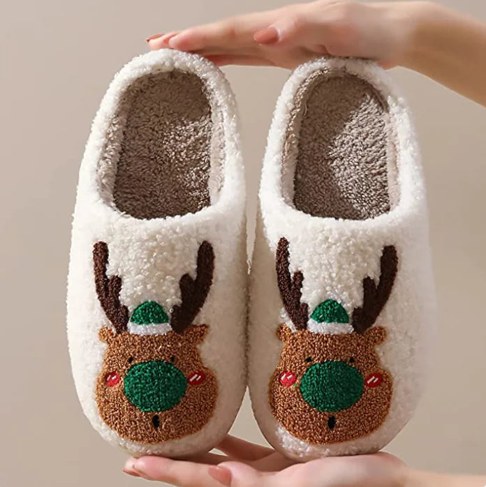Cozy Christmas Slippers – Warm, Comfortable Holiday Indoor/Outdoor Slides