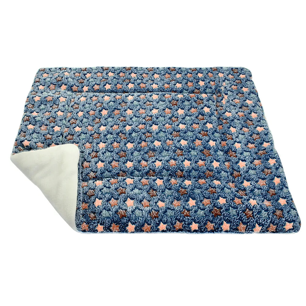 Winter Dog Bed Blanket - Keep Your Pup Warm and Cozy